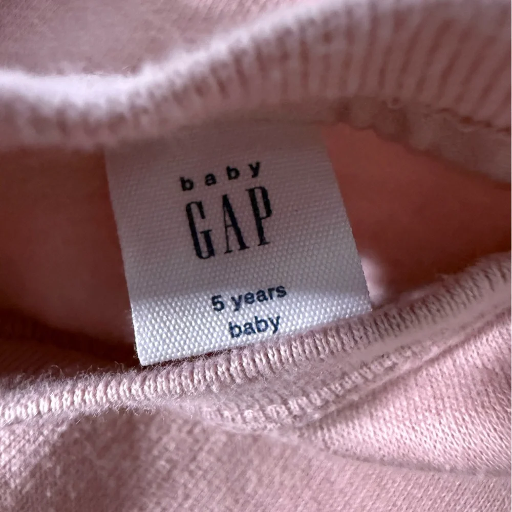 GAP rose heart
